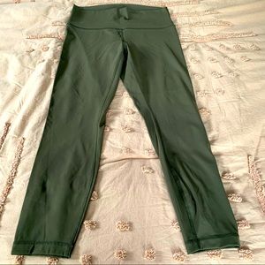 Lululemon HR 7/8 Leggings - DKOV - EUC - 10